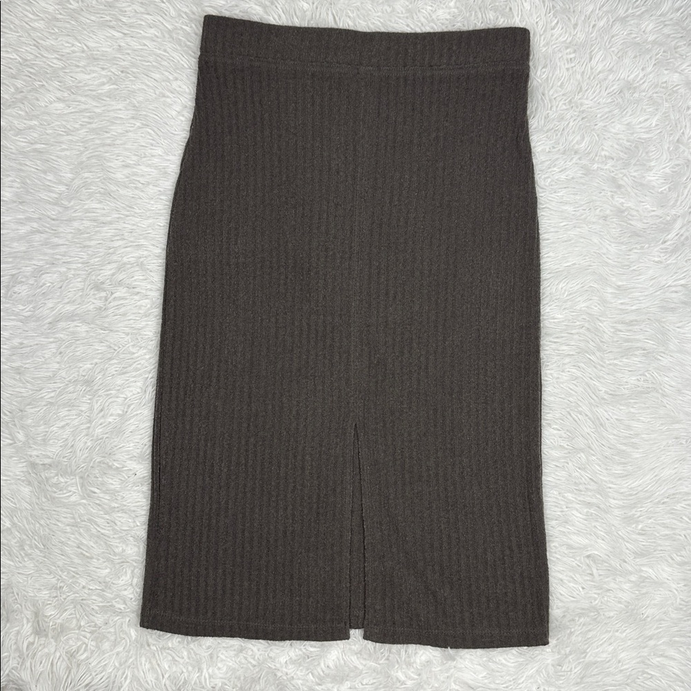 Wilfred Free Aritzia Brown Centre Slit Ribbed Knit Pencil Skirt